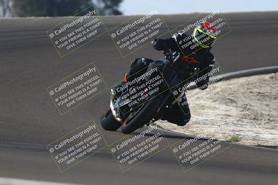 media/Nov-02-2025-Lets Ride (Sun) [[f7a3caa734]]/B Group/1220pm (Turn 2 Outside)/